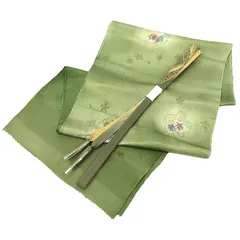 京やQ761 正絹 帯揚げ 帯締め 帯揚げ+帯締め2点セット グリーン ちりめん 四季の草花文様 金糸 手組紐 手組ひも 高麗組 袷の着物 単衣の着物 袷単衣兼用 訪問着 付下げ 色無地 小紋 紬などに フォーマルからカジュアルまでOK