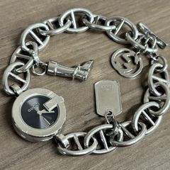 未使用に近い 【グッチ】メタル ダブルG ブローチ ★上品 /箱付き 未使用に近い 【グッチ】メタル ダブルG ブローチ ☆上品 /箱付き