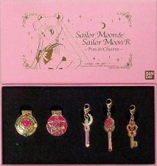 USJ 25周年記念 美少女戦士セーラームーン 歴代ロッド ピンバッジ