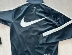 ナイキ ジャージ