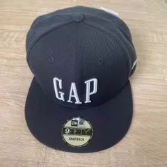 新品未使用 GAP 9FIFTYニューエラ　コラボ　キャップ　フリーサイズのサムネイル