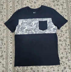 ナイキ カモ ポケット 半袖Tシャツ L
