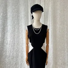 Calvin Klein ワンピース バイカラー モノトーン タイトワンピース ノースリーブ カットデザイン 美シルエット ブラック ホワイト 上品 きれいめ パーティー レディース