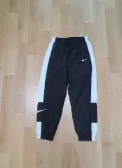 (送料込み)NIKE スウッシュ ジョガーパンツ レディース XS