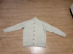 ユニクロ ケーブル編みニットカーディガン L