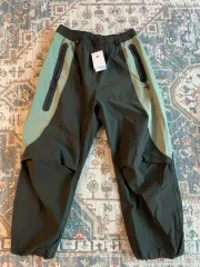 ナイキ テック ドライフィット ウーブン カラー ブロック オーバーサイズ パンツ (新品 XL)