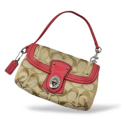 COACH Legacy Turnlock Wristlet Pink