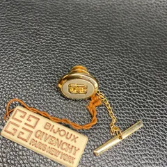 ジバンシー　Givenchy　ネクタイピンバッジ　メンズ　ビジネス　婚礼　結婚式　パーティー　フォーマルのサムネイル