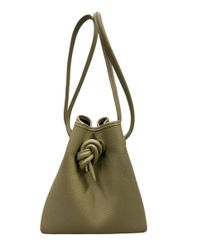Malababa きんちゃく巾着 バッグ ショルダーバッグ レザー 革 ベージュ Malababa きんちゃく巾着 バッグ ショルダーバッグ レザー 革 ベージュ