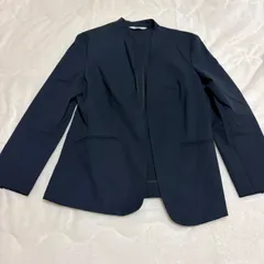 オンワード樫山 ノーカラージャケット ネイビー レディース Sサイズ相当 オフィス フォーマル 通勤 きれいめのサムネイル