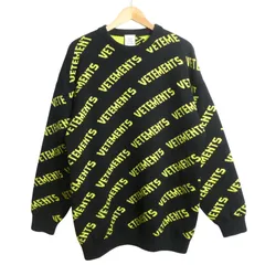 美品 VETEMENTS ヴェトモン モノグラム ロゴ 総柄 ジャガードニット セーター プルオーバー クルーネック 長袖 ウール UA52KN600B ブラック XS メンズ レディース ユニセックスのサムネイル