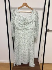 小花柄ロングワンピースパフスリーブ 672