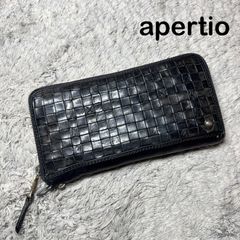 大特価 AKER エイカー レザートラッカーウォレット ブラック - メルカリ