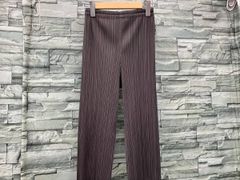 イッセイミヤケ jf111定番プリーツパンツ ブラックサイズ4 - メルカリ