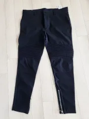 ZARAブラック ストレッチ バイク スタイル メンズ ズボン 30/32