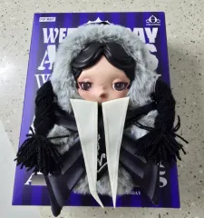 ポップマート スカルパンダ ウェンズデー