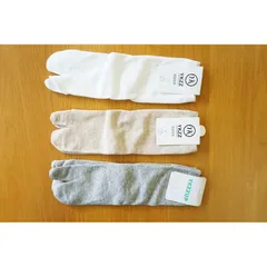 【新品 未使用】 キッズ 足袋ソックス 3点セット まとめ売り 無地 ベージュ ホワイトグレー 3色 フリーサイズ 小学生 中学生 レディース 女の子 男の子 3足「ネコポス」