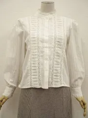 新品タグ付 パフスリーブ 長袖 ブラウス S オフホワイト メール便可 中古