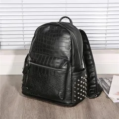 リュックサック スタッズ バッグ　鞄　ユニセックス　メンズ　レディース　PUレザー ワニ柄 パンク ストリート 大容量　おしゃれ