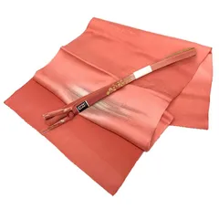 京やQ766 正絹 帯揚げ 帯締め 帯揚げ+帯締め2点セット 浅緋色 レッド ちりめん 金糸 銀糸 グラデーション 霞文様 手組紐 高麗組 組ひも 平組 袷の着物 単衣の着物 袷単衣兼用 フォーマルからカジュアルまでOK 未使用
