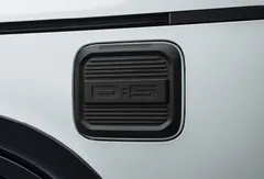 新型 デリカ D:5　フューエルリッドガーニッシュ 　2026　三菱純正オプション　アクセサリー　DELICA D:5　デリ丸のサムネイル
