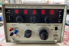 ADVANTEST TR6142 Programmable DC Voltage/Current Source - メルカリ