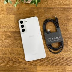 美品】HONOR WIN RT 白 12GB 256GB 本体 中国版 - メルカリ