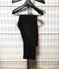 (新品) UNIQLO ユニクロ 黒 スリムフィット チノ パンツ M