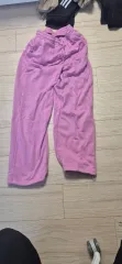ピンク色 トレーナー ズボン
