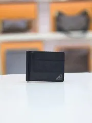 PRADA プラダ サフィアーノ マネークリップ 二つ折り財布 2MN077