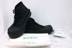美品 BOTTEGA VENETA バルカンスニーカー 黒白 44 ボッテガ - メルカリ