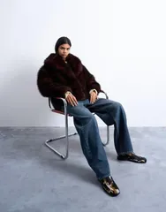トップショップ レディース アウター コート Topshop faux fur boxy shawl coat in dark burgundy バーガンディ