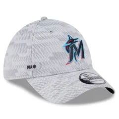 ニューエラ メンズ アクセサリー 帽子 Mens New Era Gray Miami Marlins 2025 MLB Clubhouse 39THIRTY Flex Hat Mrl Grey グレー