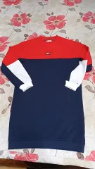 Tommy Hilfiger トミーヒルフィガー 裏起毛パーカー ONE PIECE レディース 66サイズ バスト 49cm 丈 88cm