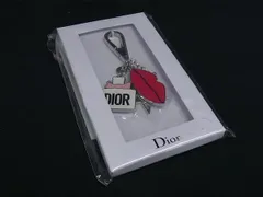 ■未開封■新品■未使用■ ChristianDior ディオール リップ スター 香水モチーフ キーホルダー バッグチャーム シルバー系 DM6704