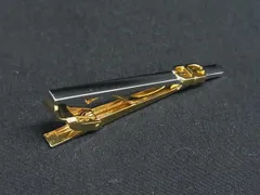 GIVENCHY ジバンシィ ネクタイピン タイクリップ アクセサリー ビジネス 紳士 メンズ シルバー系×ゴールド系 DM7015のサムネイル