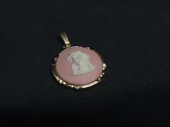 WEDGWOOD ウェッジウッド ジャスパー カメオ ネックレストップ ペンダントトップ チャーム アクセサリー レディース ピンク系 DM7653