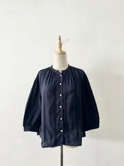 【美品】FANEUIL  ドビーストライプ ギャザー ブラウスのサムネイル