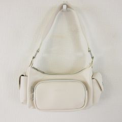 Avandress チェーンショルダーバッグ 即購入⭕ - メルカリ