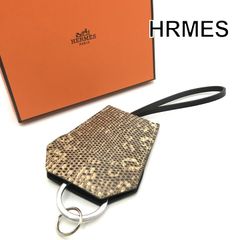 良品 CHANEL シャネル ココマーク マトラッセ レザー プッシュロック