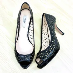 【プラダ PRADA】美品！エナメルパンチング オープントゥパンプス　カットワーク 花柄 35 1/2 ブラックのサムネイル