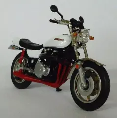 【中古】ミニカー 1/24 研二 ZII ド初期仕様 「週刊少年マガジン カスタムバイクコレクション Part.3 あいつとララバイ＆特攻の拓」 のサムネイル