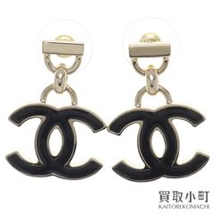 CHANEL ココマーク パール スイング ピアス - メルカリ