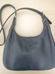 Kitamura 2 K2 ネイビー ショルダーバッグ サイズ調整可 斜め掛け、ワンショルダー可能  キタムラ 美品のサムネイル