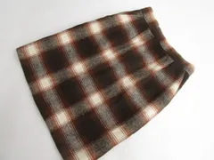 美品 アースミュージック＆エコロジー earth music＆ecology ひざ丈 セミタイトスカート S アイボリー ブラウン系 チェック柄  中古
