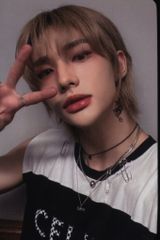 straykids Hyunjin フーディー XmasPOPUP - メルカリ