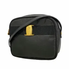【6db2219】サルヴァトーレフェラガモ ショルダーバッグ ヴァラ レザー ブラック ゴールド金具【中古】レディース