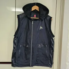 le coq sportif フード ウィンドブレーカー ベスト ブラック 100