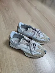 ニューバランス 327 235