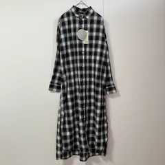 【タグ付き未使用品】earth music&ecology アース ミュージック＆エコロジー シャツワンピース サイズF 長袖 ロング丈 コットン100％ チェック ホワイト ブラック　　　　T-218